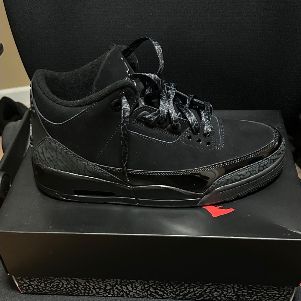 Jordan retro 3 black cats - tried on never worn